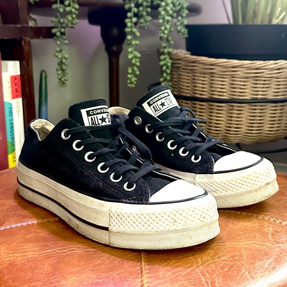 Converse Women's Black and White Sneakers